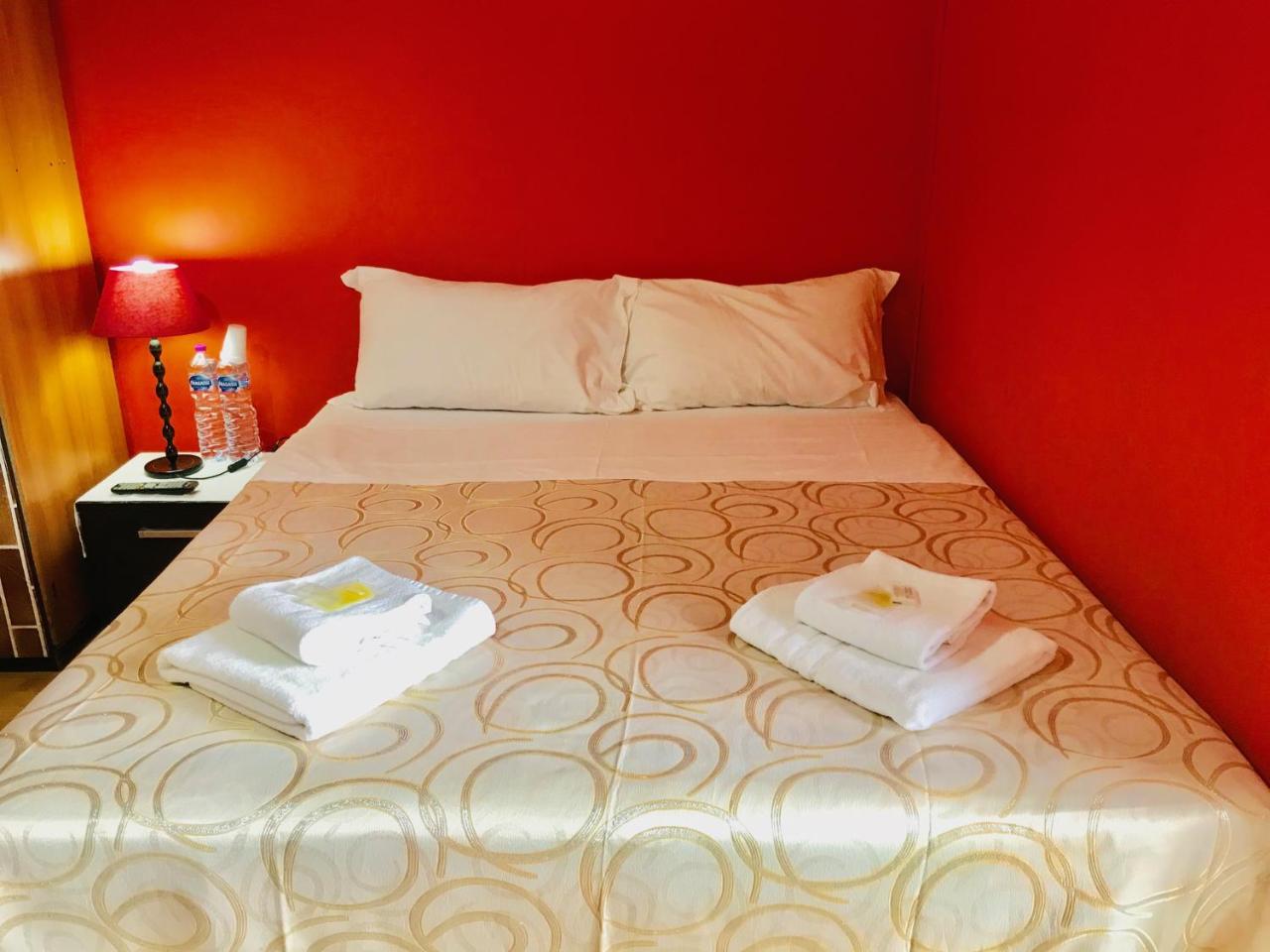 When In Rome Accommodation Экстерьер фото